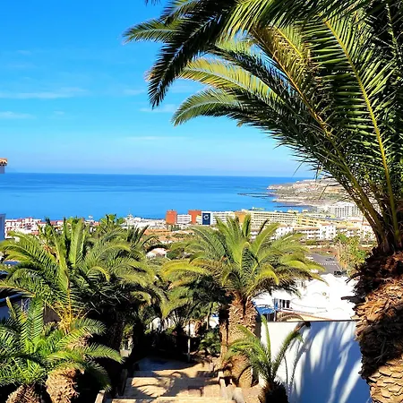 بيت للعطل El Musgo Mit Meerblick Und Pool