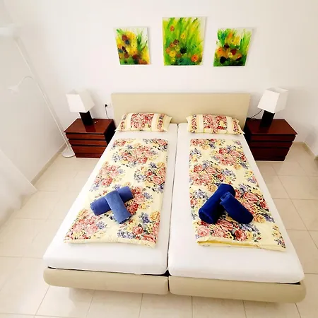 El Musgo Mit Meerblick Und Pool Ferienhaus *