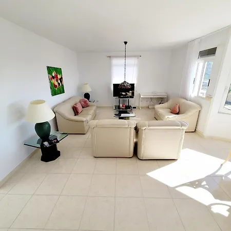 Ferienhaus El Musgo Mit Meerblick Und Pool